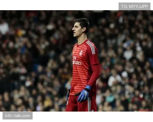 库尔图瓦身高优势展示 库尔图瓦身高优势展示